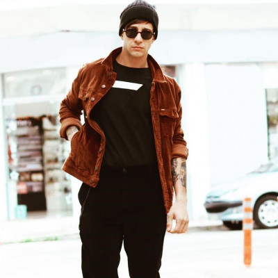 Ηλίας Μπόγδανος: Το νέο τραγούδι «Μη Μ ’Αγαπάς» έχει την υπογραφή του Μιχάλη Χατζηγιάννη