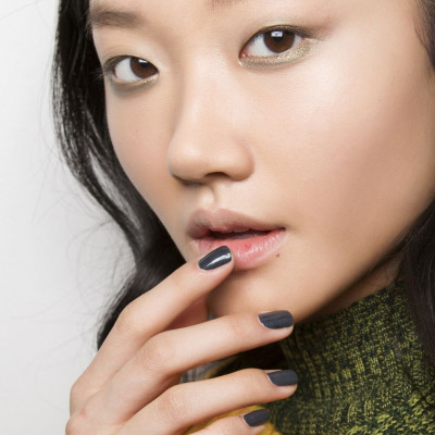 Αυτά είναι τα βερνίκια νυχιών που θα φοράμε όλο τον χειμώνα!