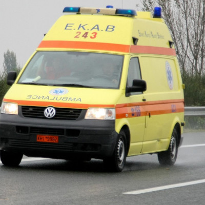 Οικογενειακή τραγωδία στο Μεταξουργείο: Γονείς βρέθηκαν νεκροί δίπλα στα παιδιά τους (vid)