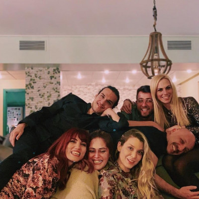 Σε χώρισε με SMS; Μην σκας, η Μαίρη Συνατσάκη έχει την λύση (+video)