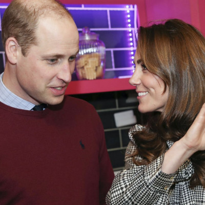 Ο πρίγκιπας William μπέρδεψε παιδική του φώτο με της Charlotte - Δείτε την ξεκαρδιστική στιγμή (vid)