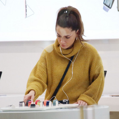 Η Βάσω Λασκαράκη έψαχνε δώρο για τα γενέθλια του συζύγου της – Τι του αγόρασε; (photos)