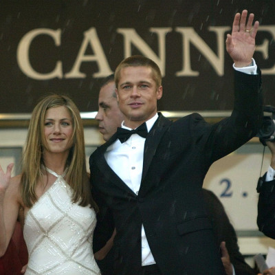 Ξέρουμε τι φώναξε ο Brad Pitt στη Jennifer Aniston για να της τραβήξει την προσοχή