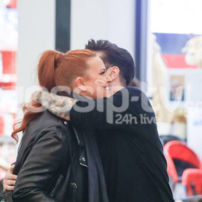 Σίσσυ Χρηστίδου-Θοδωρής Μαραντίνης: Η κοινή έξοδος με τους γιους τους και οι αγκαλιές (photos)