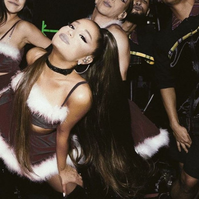 Η Ariana Grande πέταξε σπόντα στον πρώην της και μάλλον δεν περίμενες την αντίδρασή του