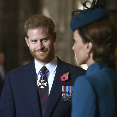 Συντετριμμένη η Kate Middleton: Η απόφαση του Harry, η ρήξη στη σχέση τους και η αντίδρασή της