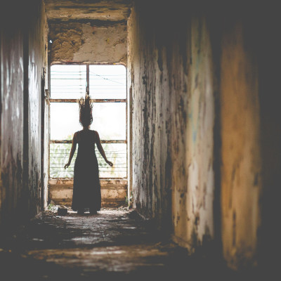 5+1 σκηνές θρίλερ που θες να φωνάξεις DON'T DO IT στον πρωταγωνιστή