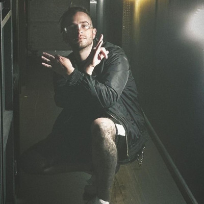 iLLEo: Το νέο hit «ΤΑΝΑ» έχει ήδη μπει στα Top50 Greece του Spotify