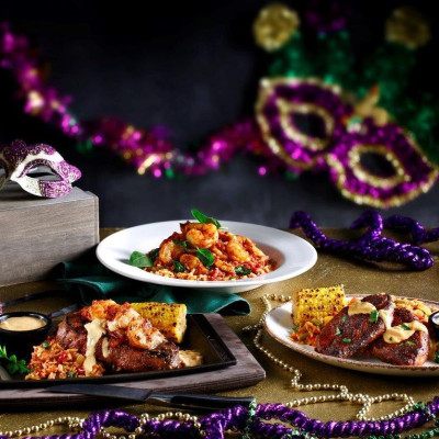 Savor, Sip & Bling-Bling Τα TGI Fridays™ φέρνουν το Mardi Gras της Νέας Ορλεάνης!