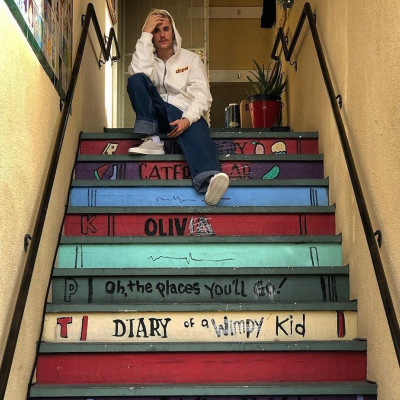 Ο Justin Bieber είναι ο πρώτος καλλιτέχνης που σπάει αυτό το ρεκόρ και το γιορτάζει έτσι