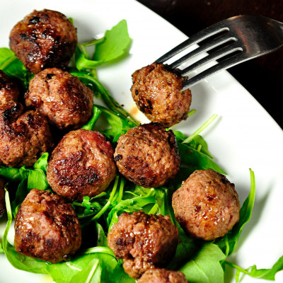 Τα μυστικά της γιαγιάς για να φτιάξεις τα πιο αφράτα και νόστιμα κεφτεδάκια