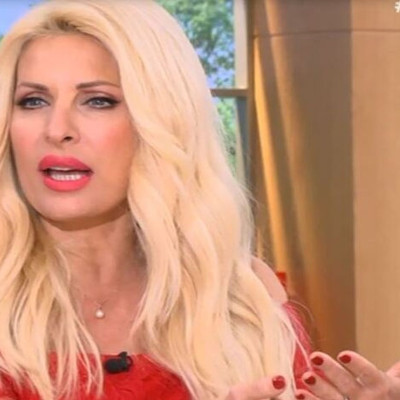 Ελένη Μενεγάκη: Δύσκολη νύχτα για την παρουσιάστρια «Το παιδί μου ψηνόταν στον πυρετό…» (Video)