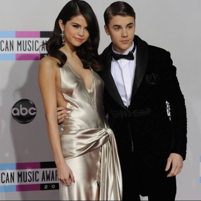 H Selena Gomez δικαιώθηκε! Ο Justin Bieber παραδέχτηκε πώς ήταν στη σχέση τους