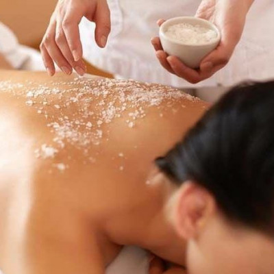 Ο σωστός τρόπος χρήσης του body scrub δεν είναι αυτός που νόμιζες μέχρι τώρα…