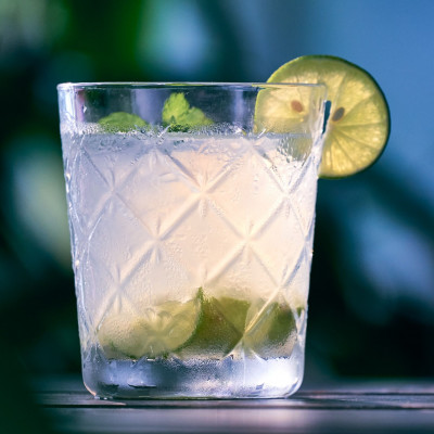 Βότκα: 5 απίστευτες beauty χρήσεις της που θα σε ενθουσιάσουν