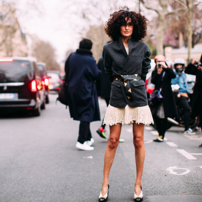 #PFW: Οι Γαλλίδες θεωρούνται οι πιο κομψές γυναίκες του πλανήτη, «εντός & εκτός» Εβδομάδας Μόδας