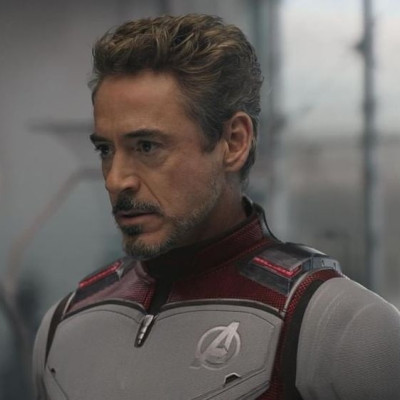 Ο Robert Downey Jr. «ξαναγίνεται» Iron Man σε αυτήν τη φωτογραφία και συγκινεί τους Marvel fans