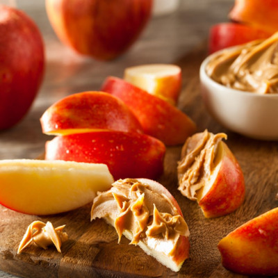 Διατροφή: 8 χορταστικά σνακ με ελάχιστες θερμίδες (φωτογραφίες)