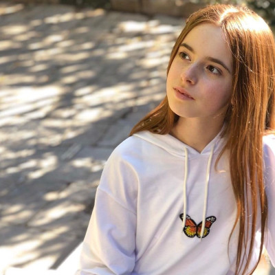 Sofie Skalkosova: Έχει πάνω από 20.000 subscribers στο YouTube και έγινε viral με hacks του Tik Tok