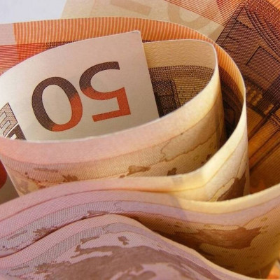 Κορονοϊός: «Βόμβα» Σταϊκούρα για το δώρο Πάσχα 2020