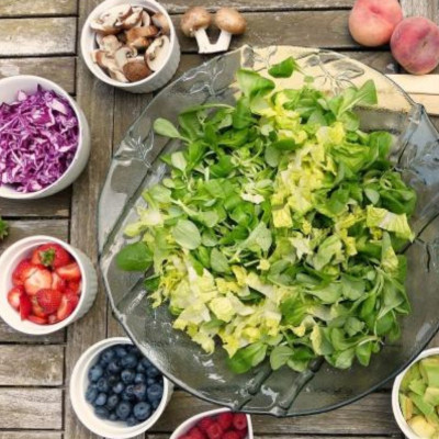 Κορονοϊός: Το top-5 των τροφών για να θωρακίσετε τον οργανισμό σας (εικόνες)