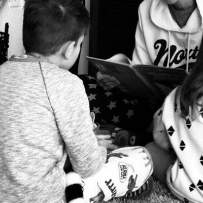 Κορονοϊός: Έτσι περνά τον χρόνο της με τα παιδιά μέσα στο σπίτι γνωστή Ελληνίδα μαμά