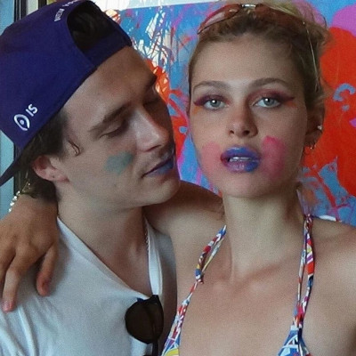 Ε δεν φαντάζεσαι τι έκανε ο Brooklyn Beckham στην καραντίνα με το κορίτσι του