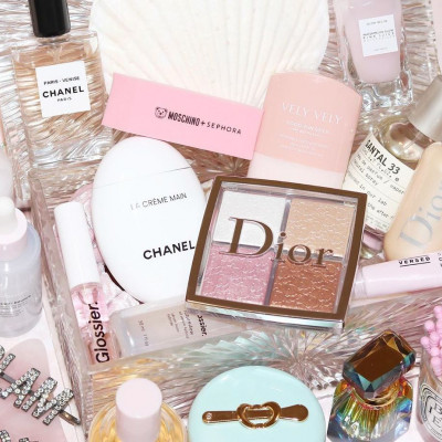 Πόση ώρα μπορεί ο Κορονοϊός να «ζήσει» στα προϊόντα μακιγιάζ και περιποίησης;