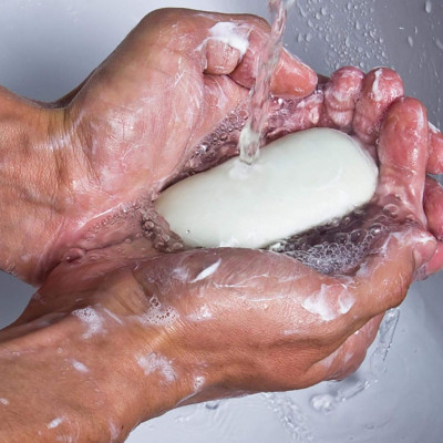 Κορονοϊός: 10 κοινά λάθη στο πλύσιμο των χεριών (εικόνες)