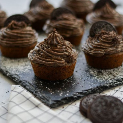 Oreo cupcakes με καραμέλα
