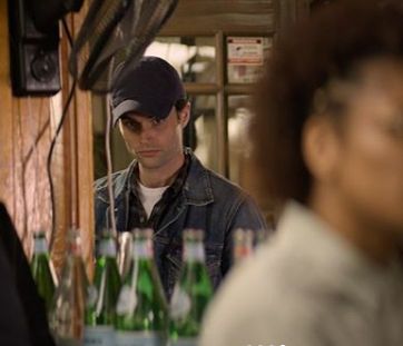 Απίστευτο: Ηθοποιός του YOU πέθανε από κορονοϊό (video)