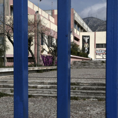 Κορονοϊός: Πότε θα ανοίξουν τα σχολεία - Τι θα γίνει με τις Πανελλήνιες - Τα σενάρια που εξετάζονται