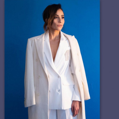 8 Λέξεις: Η Σμαράγδα όπως δεν την έχεις ξαναδεί - Θα τρίβεις τα μάτια σου! (Photos)