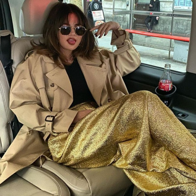 Η Selena Gomez τρολάρει τον εαυτό της και τη νιώθουμε σε άλλο βαθμό #καραντιναrules
