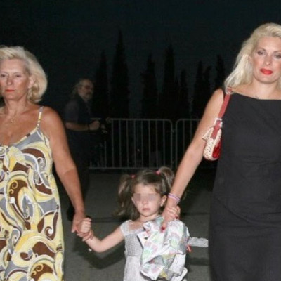 Ελένη Μενεγάκη: Οι στιγμές αγωνίας για τη μητέρα της (vids)