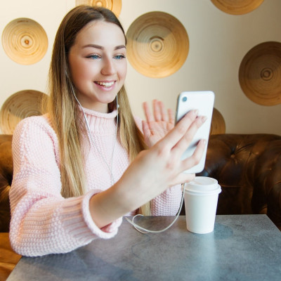 Social Distancing: 5 δωρεάν apps για video-κλήσεις που θα λατρέψει η παρέα