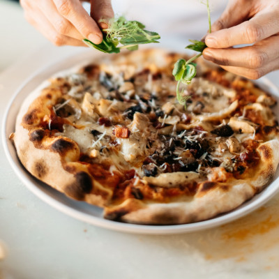 Ψωμί και πίτσα χωρίς μαγιά; Κι όμως σου έχουμε τις δύο πιο επιτυχημένες συνταγές