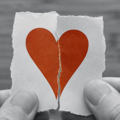 Κρίση στη σχέση πασίγνωστου ζευγαριού εν μέσω κορονοϊού! Εκείνη ζει με το μωρό τους στη μητέρα της!