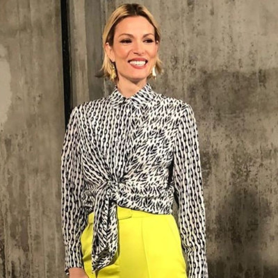 Βίκυ Καγιά: Ποζάρει αγκαλιά με την κόρη της  Μπιάνκα - Η μικρή είναι κουκλί (pics)