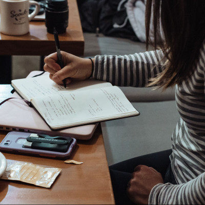 Διαβάζεις; 5 τροφές για να τονώσεις τη μνήμη και τη συγκέντρωσή σου