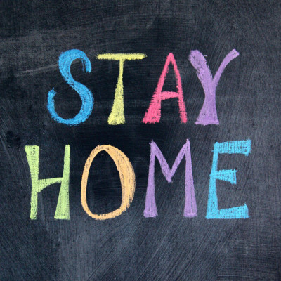 Με αυτές τις λέξεις μιλάει η γενιά Z για τον κορονοϊό. Εσύ πόσες ξέρεις τι σημαίνουν;