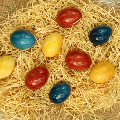 Φέτος βάφουμε αυγά με φυσικό τρόπο!