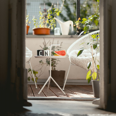 Καραντίνα στο μπαλκόνι; Σου έχουμε ιδέες για την πιο ονειρική διακόσμηση (video)