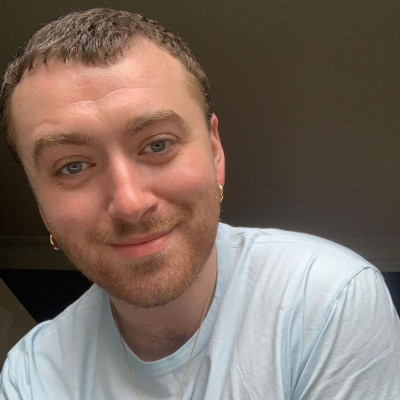 O Sam Smith δίνει πρώτη φορά πληροφορίες για την περιπέτεια του με τον κορονοϊό