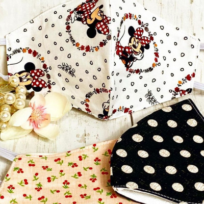 DIY:Πώς μπορείς να φτιάξεις μόνη σου υφασμάτινη μάσκα προσώπου (video)