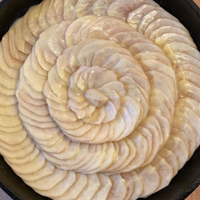 Δες πώς θα φτιάξεις το κέικ πατάτας με 3 υλικά βήμα βήμα: Όπως το έφτιαξε και η Paltrow (photos)