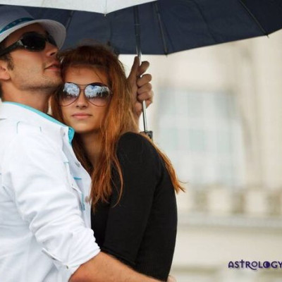 Τα 3 πιο ιπποτικά ζώδια που θα σε κάνουν να νιώσεις σαν βασίλισσα!