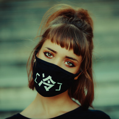 Πώς θα πλύνεις την υφασμάτινη μάσκα σου χωρίς να βάλεις πλυντήριο;