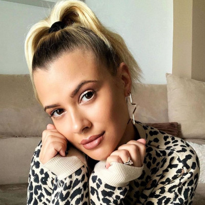 Λάουρα Νάργες: Η πρώτη βόλτα μετά από 55 μέρες στο σπίτι