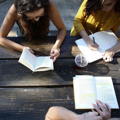 Επιστροφή στα θρανία! Τώρα που θα δεις τους φίλους σου τήρησε αυτούς τους κανόνες... like a queen